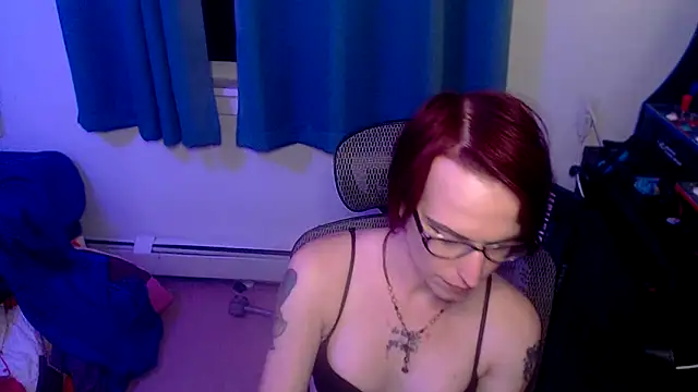 Snapshot of RyffBurnz chatting on October 2025 02:33:01 AM RyffBurnz online show from October 2025 02:33:01 AM