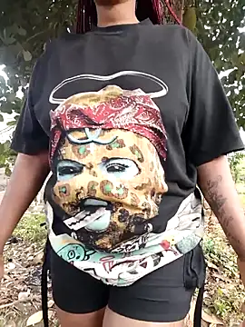 Snapshot of Broan_me chatting on October 2025 05:50:01 AM Broan me online show from October 2025 05:50:01 AM