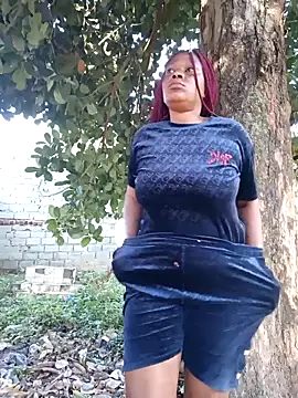 Snapshot of Broan_me chatting on October 2025 05:29:02 AM Broan me online show from October 2025 05:29:02 AM