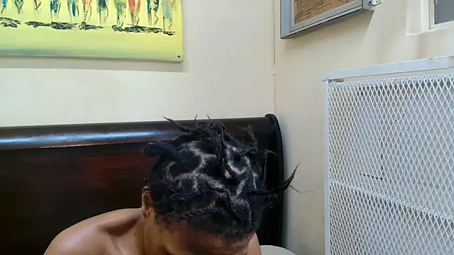 SpicyQueenxxxx online show from October 2025 06:49:02 PM