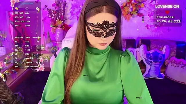 Snapshot of Miss_SweetPeach chatting on October 2025 05:25:01 PM Miss SweetPeach online show from October 2025 05:25:01 PM