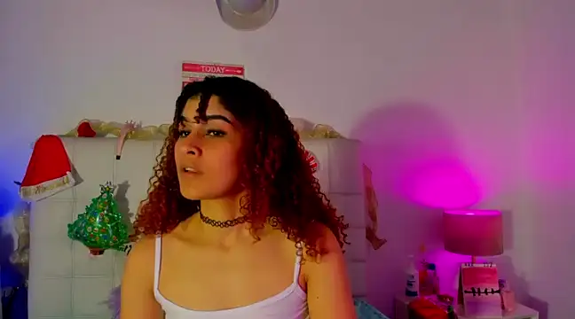 amaia escotet online show from December 2024 01:44:02 PM