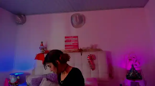 amaia escotet online show from December 2024 02:06:02 PM