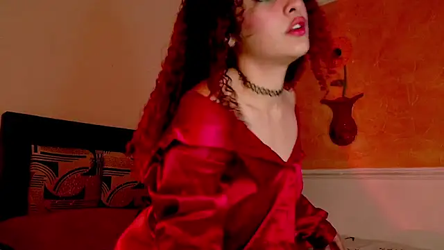 amaia escotet online show from March 2025 02:04:02 PM