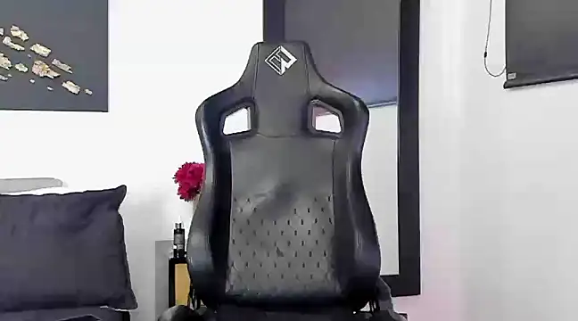 Dereck vega online show from March 2025 09:29:01 PM