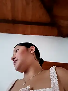 SamaraJay1 online show from October 2025 03:45:01 PM