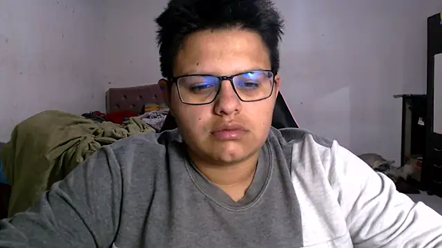 Snapshot of tatsumi_nao chatting on October 2025 03:51:02 AM tatsumi nao online show from October 2025 03:51:02 AM