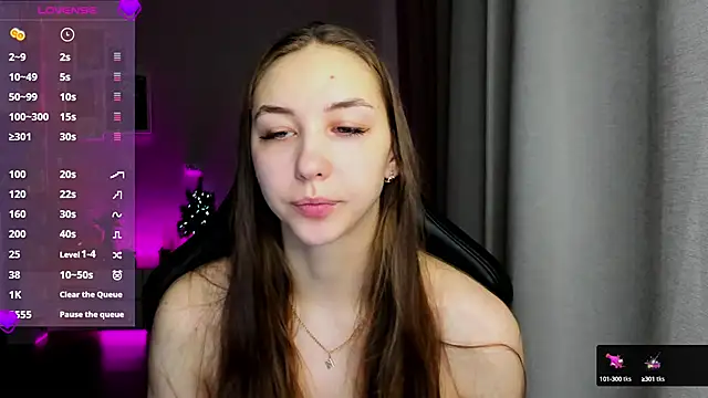 Snapshot of Sm0ly chatting on February 2025 01:57:01 AM Sm0ly online show from February 2025 01:57:01 AM