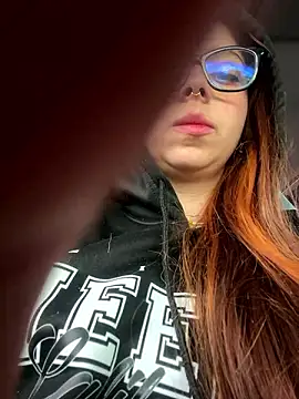 Cloew Marz online show from December 2024 09:57:01 PM
