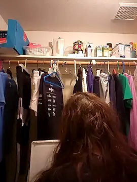 aliceluvzbill online show from December 2024 02:49:02 PM