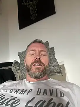 Snapshot of Rockburg chatting on March 2025 10:37:02 AM Rockburg online show from March 2025 10:37:02 AM