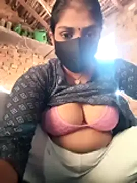 Snapshot of haymona chatting on November 2025 07:16:01 AM haymona online show from November 2025 07:16:01 AM