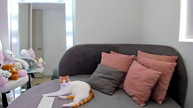 Snapshot of GabyFerrerr chatting on February 2025 09:23:02 PM GabyFerrerr online show from February 2025 09:23:02 PM