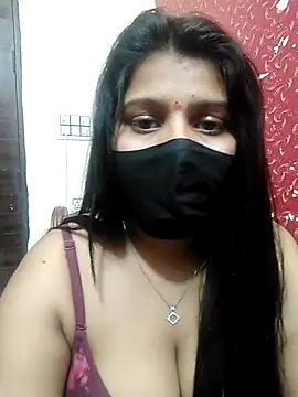 Hotty-simran online show from March 2025 11:00:02 AM