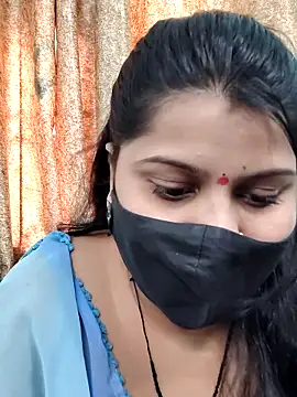 Snapshot of Hotty-simran chatting on October 2025 05:00:02 AM Hotty-simran online show from October 2025 05:00:02 AM