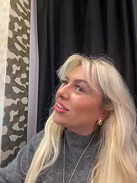 Arabellalee23 online show from January 2025 05:17:01 PM