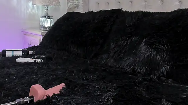 Kev jenner online show from October 2025 09:34:02 PM