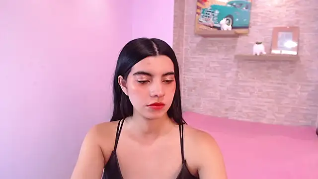 Snapshot of CLOEADAMSS chatting on January 2025 08:14:01 PM CLOEADAMSS online show from January 2025 08:14:01 PM