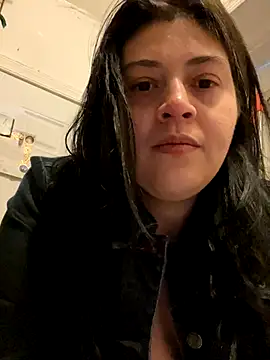 Snapshot of kriztal_pretty chatting on November 2025 06:27:01 AM kriztal pretty online show from November 2025 06:27:01 AM