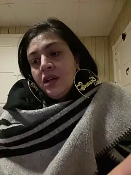 Snapshot of kriztal_pretty chatting on December 2025 11:54:01 PM kriztal pretty online show from December 2025 11:54:01 PM