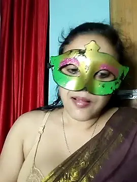 Snapshot of LOVERIAKOL chatting on January 2025 02:32:02 PM LOVERIAKOL online show from January 2025 02:32:02 PM