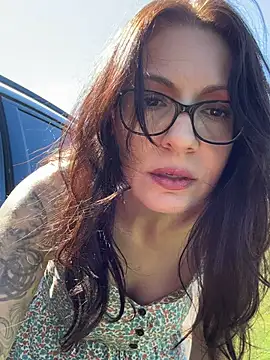 BeautifulMesss online show from September 2025 04:12:02 PM