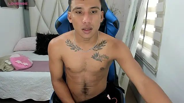 Backsex boy online show from December 2024 07:44:01 PM