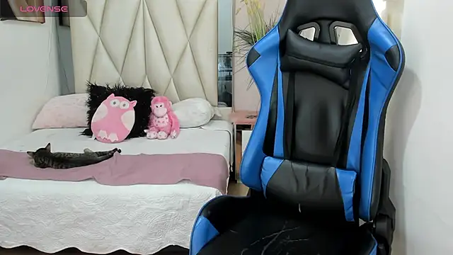 Backsex boy online show from December 2024 05:30:01 PM