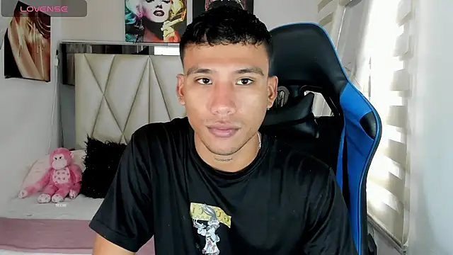 Backsex boy online show from December 2024 02:53:01 PM