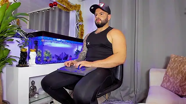 Johnnygrayson1 online show from December 2024 09:57:01 PM