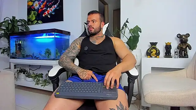 Johnnygrayson1 online show from September 2025 01:11:01 AM