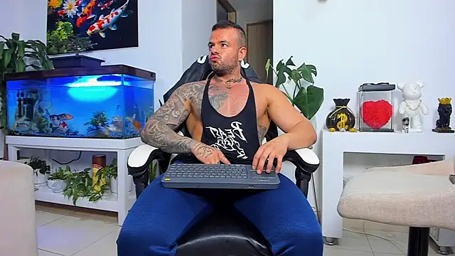 Johnnygrayson1 online show from November 2025 12:34:02 AM