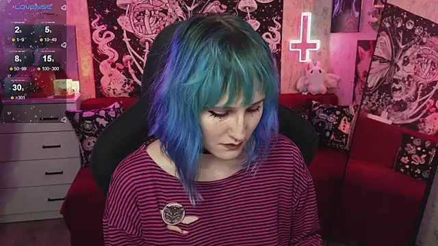 little Elika online show from November 2025 09:57:02 PM