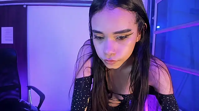 Snapshot of Jasmin_Skinny chatting on October 2025 03:18:01 AM Jasmin Skinny online show from October 2025 03:18:01 AM