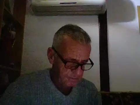 Freddy1962 online show from December 2024 07:14:02 PM