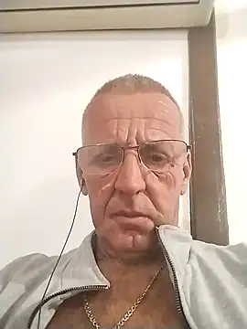 Freddy1962 online show from January 2025 07:05:01 PM