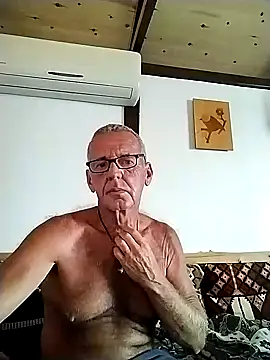 Freddy1962 online show from February 2025 03:04:01 PM