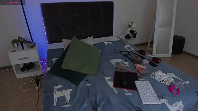 CassieEvans online show from December 2024 09:51:02 AM