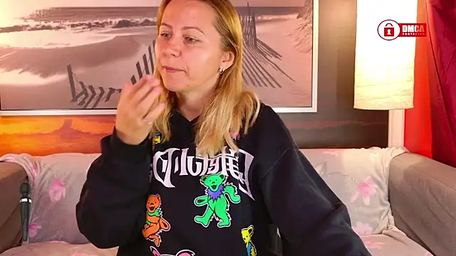 Snapshot of BigBoobsARRI chatting on October 2025 07:49:01 AM BigBoobsARRI online show from October 2025 07:49:01 AM