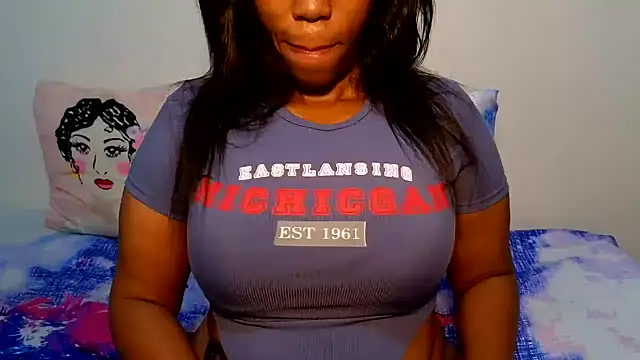 Snapshot of SexyFreaky_ chatting on February 2025 07:20:01 AM SexyFreaky online show from February 2025 07:20:01 AM