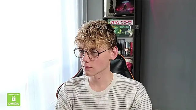 Keytaro online show from October 2025 12:35:02 PM