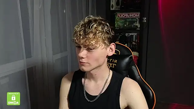 Keytaro online show from October 2025 01:13:02 AM