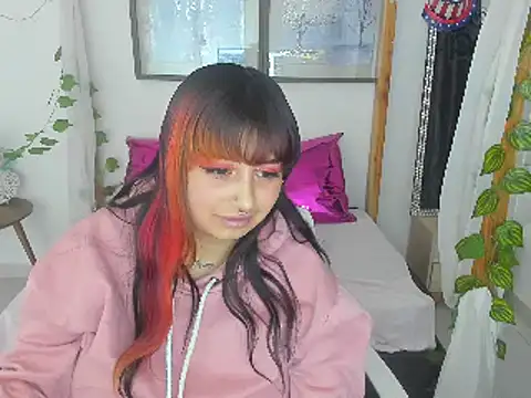 lussyevans24 online show from January 2025 10:17:01 AM