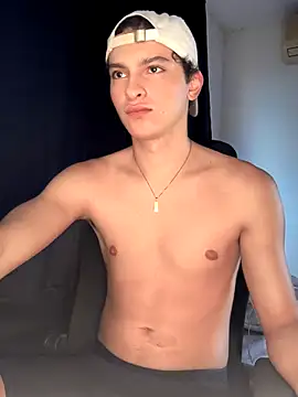 Snapshot of cybercosmiiic chatting on September 2025 10:14:02 PM cybercosmiiic online show from September 2025 10:14:02 PM