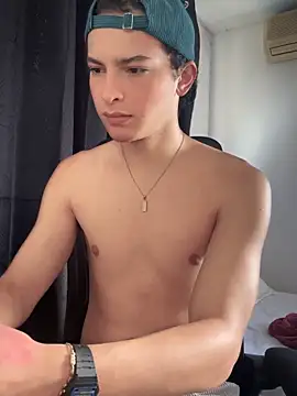 Snapshot of cybercosmiiic chatting on October 2025 05:33:01 PM cybercosmiiic online show from October 2025 05:33:01 PM