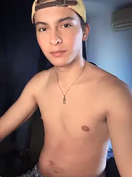 Snapshot of cybercosmiiic chatting on October 2025 09:55:02 PM cybercosmiiic online show from October 2025 09:55:02 PM