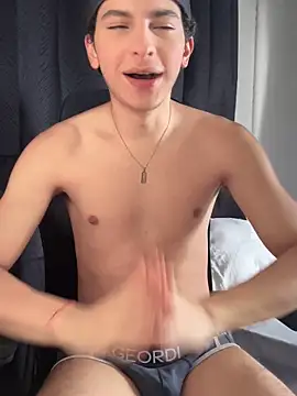 Snapshot of cybercosmiiic chatting on November 2025 06:09:02 PM cybercosmiiic online show from November 2025 06:09:02 PM