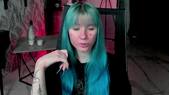 Snapshot of LexiWenford chatting on October 2025 02:43:02 AM LexiWenford online show from October 2025 02:43:02 AM