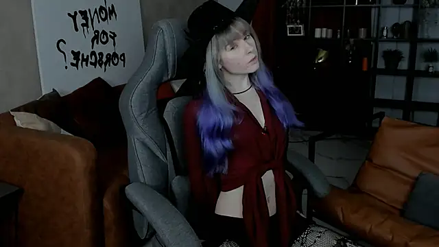 Snapshot of LexiWenford chatting on October 2025 02:47:02 AM LexiWenford online show from October 2025 02:47:02 AM