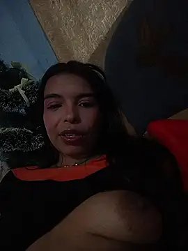 camila-esperanza online show from November 2025 10:56:01 PM